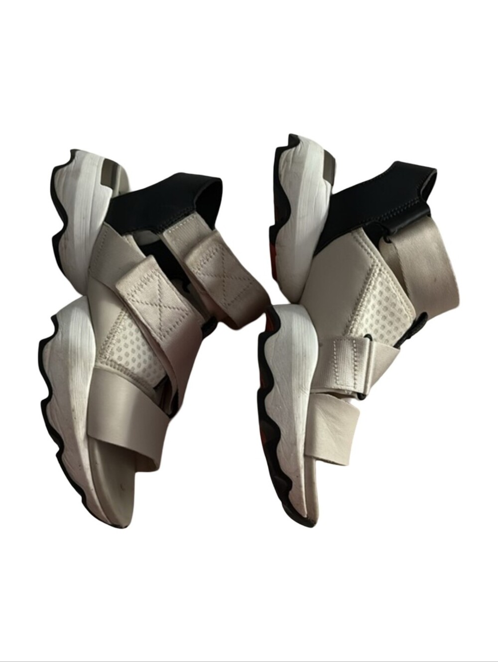 Sorel Kinetic Impact Women's White and Black Strappy Sport Sandals